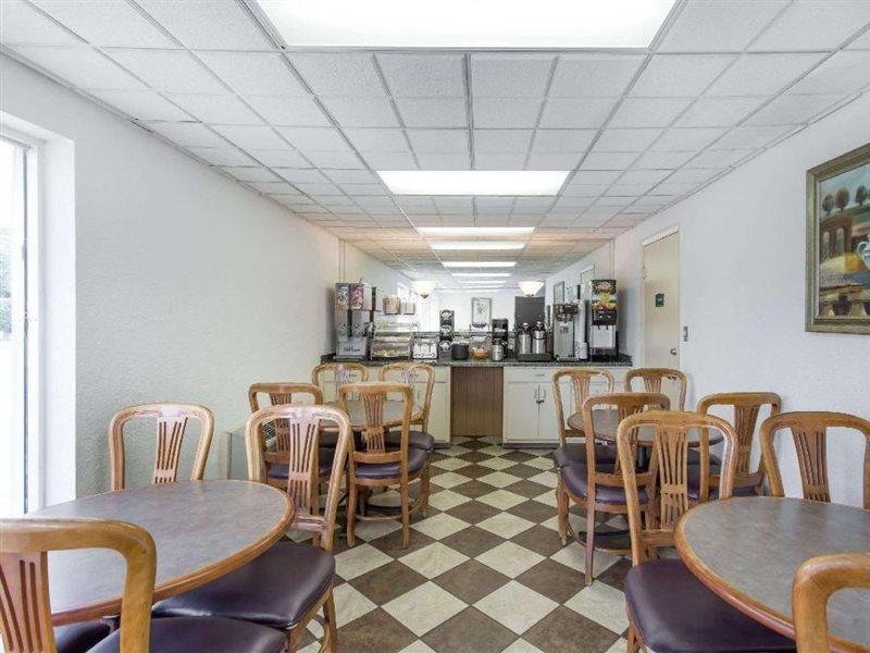 Howard Johnson By Wyndham Virginia Beach Ngoại thất bức ảnh