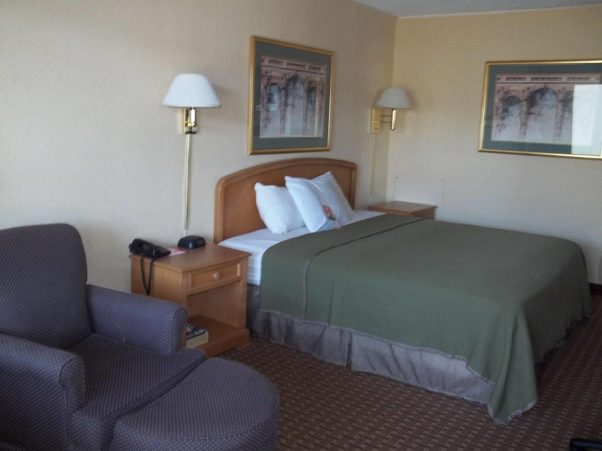 Howard Johnson By Wyndham Virginia Beach Ngoại thất bức ảnh